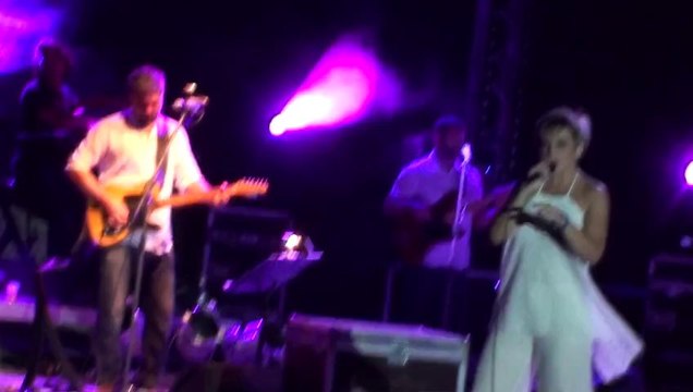 Ελεωνόρα Ζουγανέλη - Αττική Οδός & Φεύγω για μένα (4 Σεπτεμβρίου 2013, Ρόδος, Θέατρο Μεσαιωνικής Τάφρου)