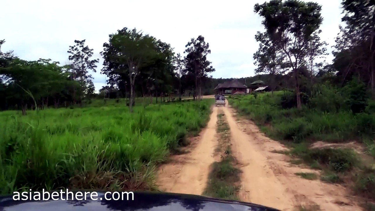 On the way to the Huayluek Substation, entrance to Kuiburi National Park