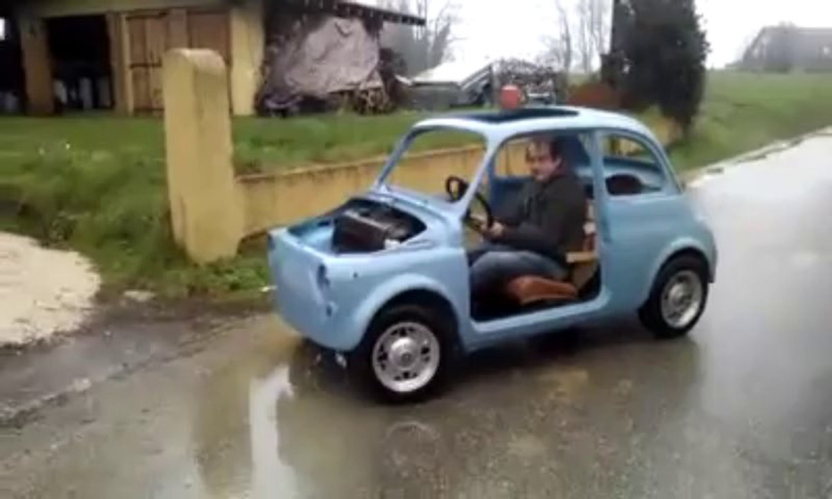 Fiat 500 retour de la cabine de peinture