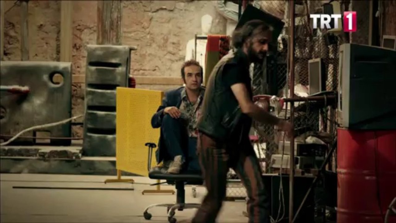 -Üzülmüyorum ben... +Çok acı çekiyorum