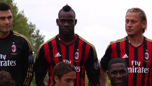 Quand Balotelli rend fous ses coéquipiers du Milan AC...