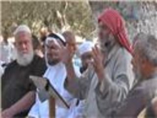 إسرائيل تتشدد في إبعاد القيادات الدينية والسياسية