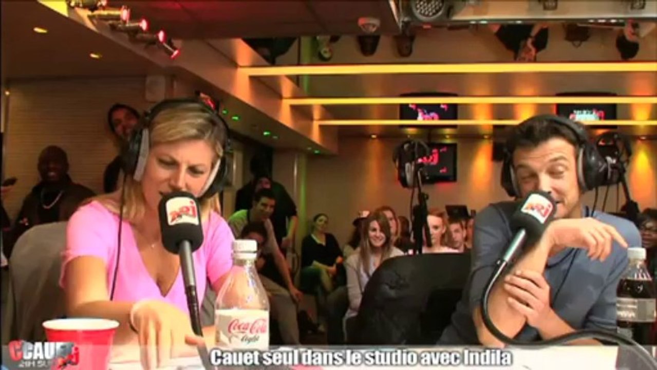 Cauet seul dans le studio avec Indila - C'Cauet sur NRJ