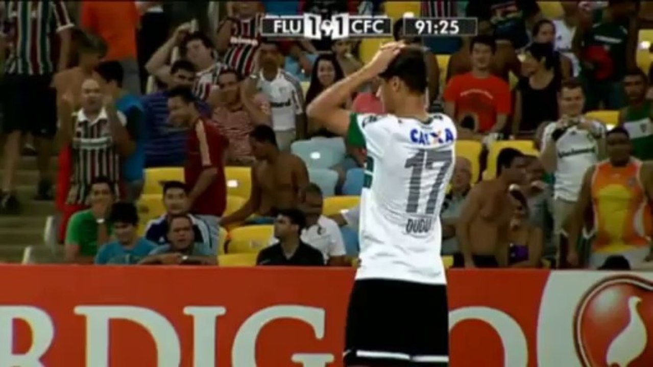 Brasileiro: unglaublicher fehlschuss in nachspielzeit