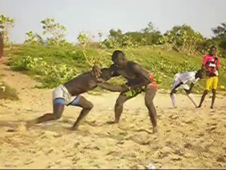 SÉNÉGAL- LUTTEURS SÉNÉGAL-MBOUR-MBOUDIENE-SALY