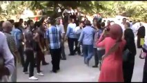 فيديو تظاهرات جديدة بجامعه المنصورة ومشاداة بين الموظفين والطلاب,