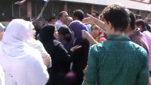 تظاهرات بجامعة المنصورة ومشاداة بين الموظفين والطلاب