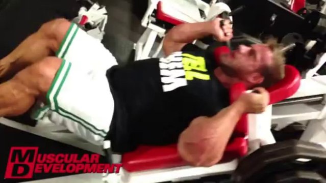 JAY CUTLER - LEGS WORKOUT 2.5 WEEKS OUT 2013 MR OLYMPIA