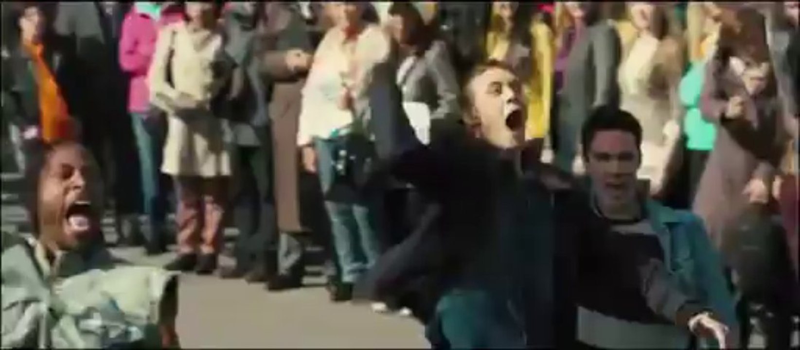 Sunshine on Leith clip