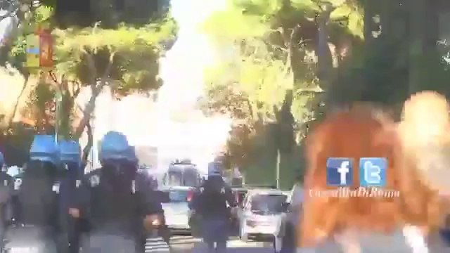 Roma - Derby Roma-Lazio, mille agenti schierati (22.09.13)