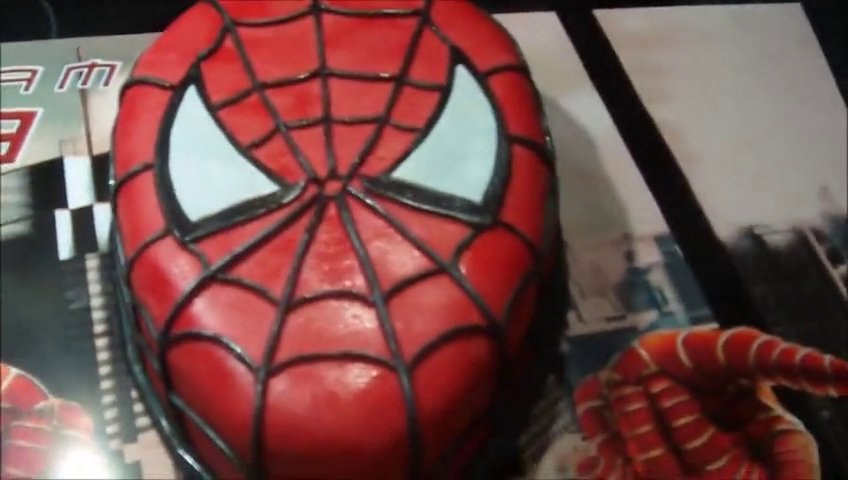 Recette Filmee Du Spiderman Cake Video Dailymotion
