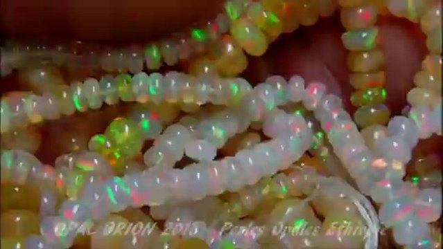 OPAL ORION - Perles Rondelles Opales Ethiopie - Collier fermoir or 18 carats ou argent 925