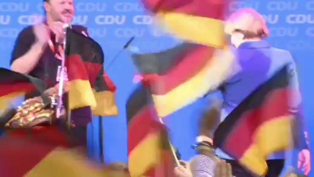 Merkel vence legislativas sem maioria absoluta