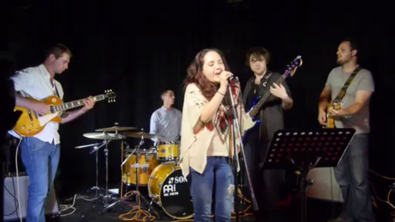 Chloee Christmas - Stormy Monday