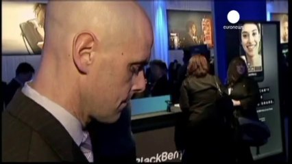 Conti in rosso, Blackberry annuncia tagli e riposizionamento