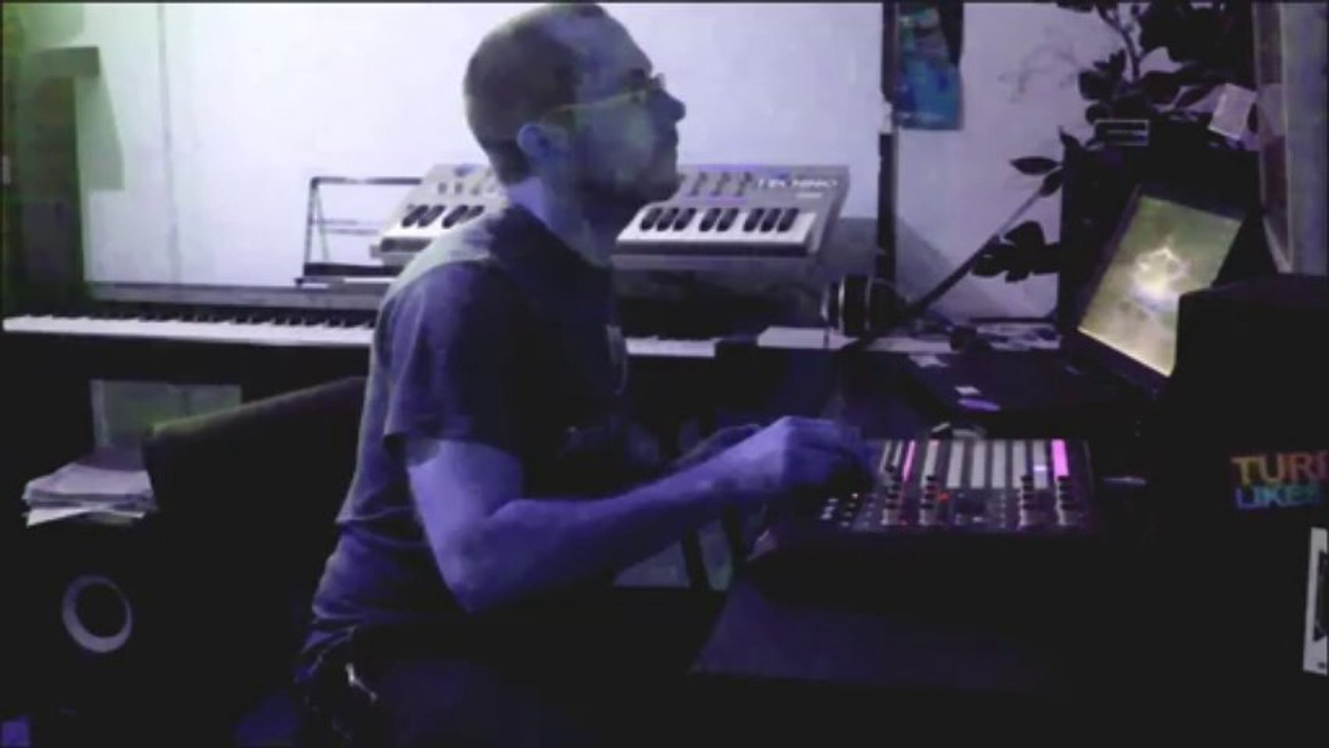 ⁣Dreams of the Past - Gaiswinkler Live Electronic Music Performance