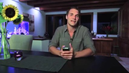 How to Play & Win with Photo Guessaroo... Rippln's first App