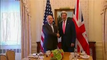 Kerry meets Hague ahead of UN General Assembly