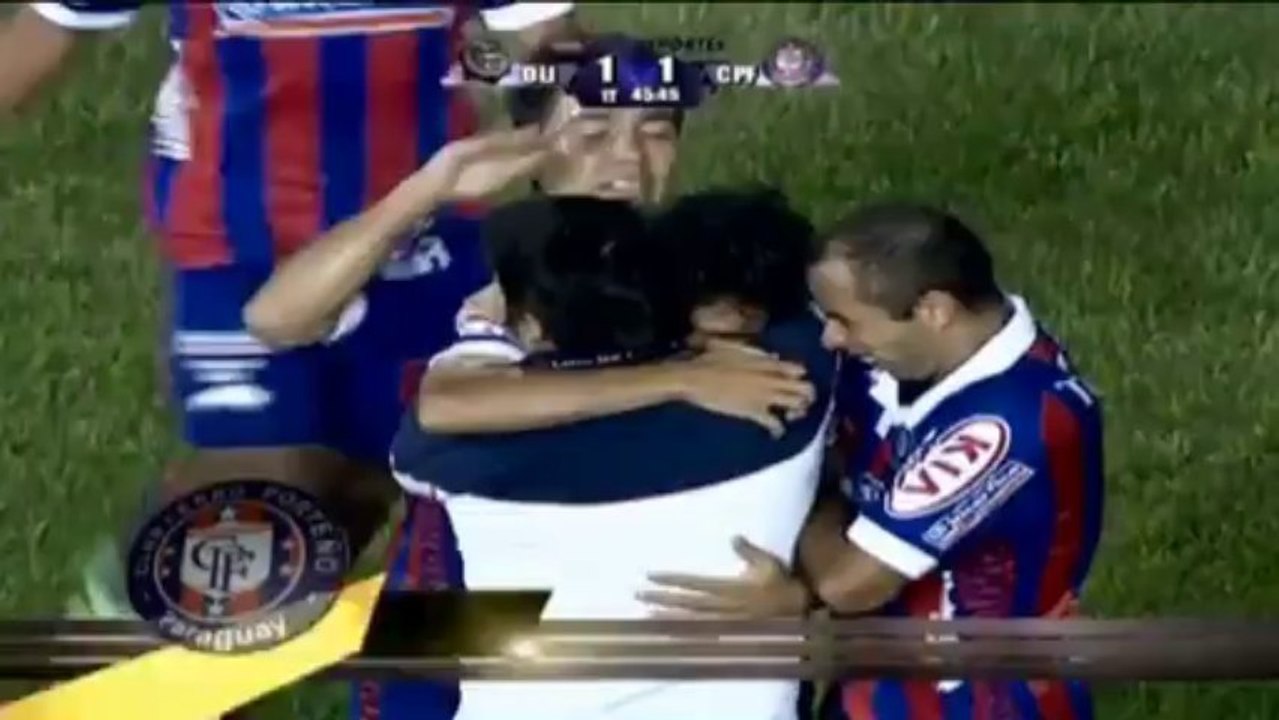 Paraguay: Rein gezirkelt! Sensationstor von Delvalle