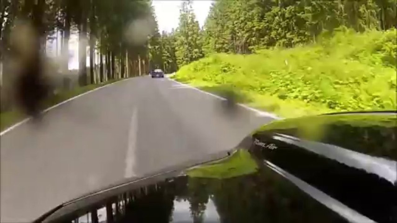 Pontiac TransAm & Pontiac Firebird cruisen durchs Yspertal