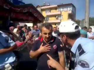 Ambulans otomobil kaza video