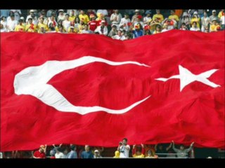 SeslideMillet.com NE MUTLU TÜRKÜMDİYENE