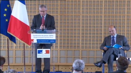 Conférence de presse sur l'espace unique de paiement en euros (SEPA) - Pierre Moscovici et Christian Noyer [23 septembre 2013]