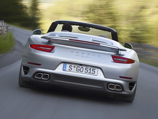 Porsche présente les cabriolets 911 Turbo et...