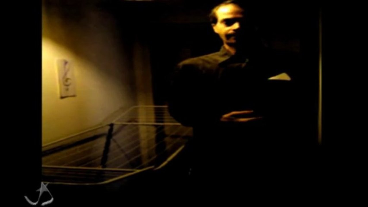 Clotheshorse Symphony