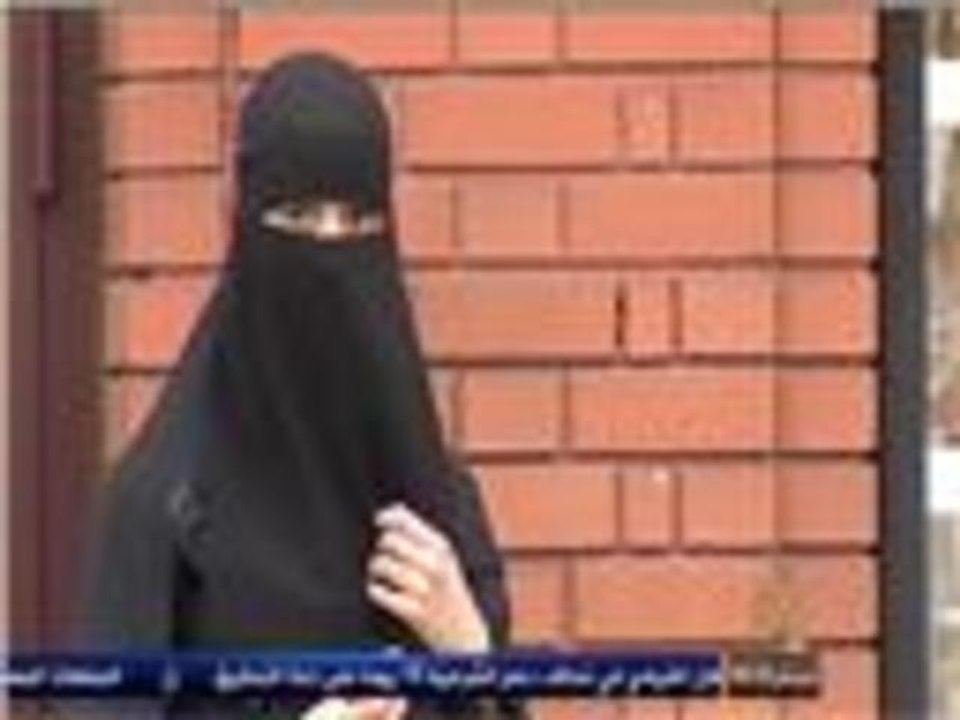 جدل حول ارتداء النقاب بالأماكن العامة ببريطانيا