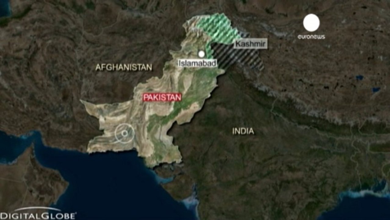 Pakistan'da 7.8 büyüklüğünde deprem