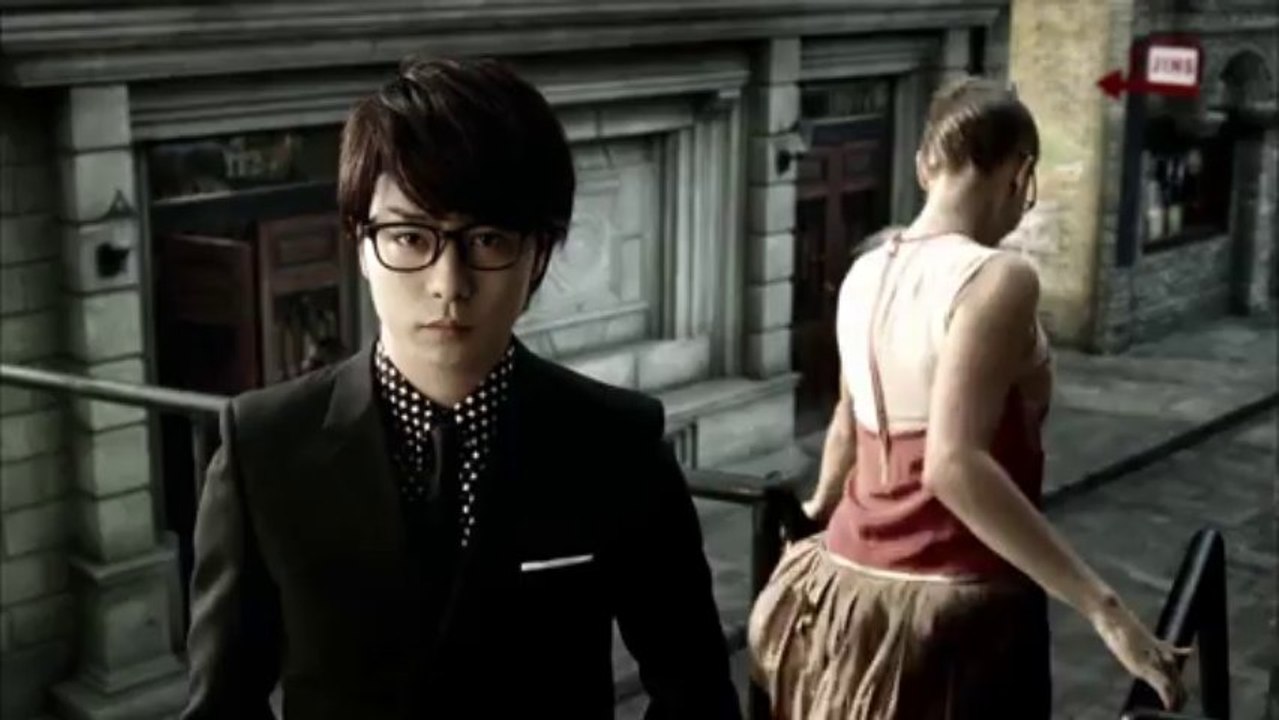 JINS CM 2013-09