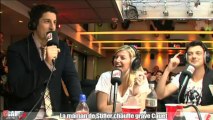 La maman de Stifler chauffe grave Cauet sur NRJ