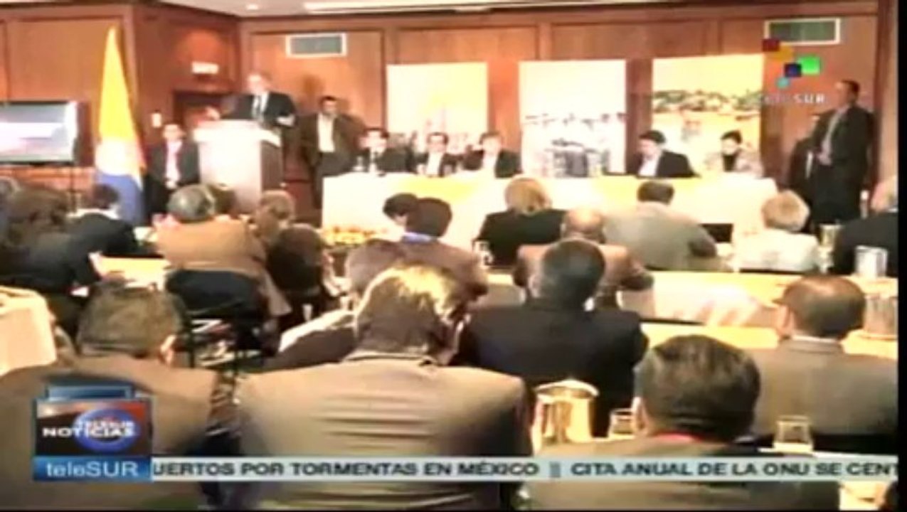 Álvaro Uribe sigue encabezando listas para el senado de Colombia