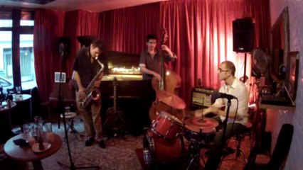 Whims of chamber - @ Monday Night Jam (2013-07-15)