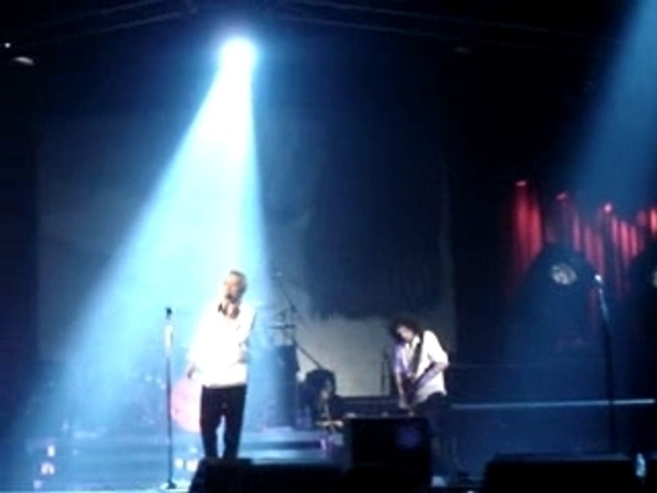 these are the days queen au zenith