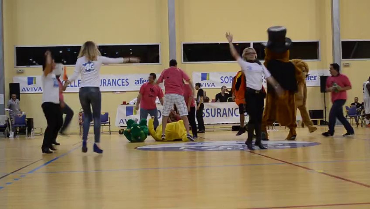 HARLEM SHAKE MASCOTTE TROPHEE AVIVA 2013