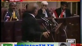 Iqrar-ul-Hassan tries to meet Shahbaz Sharif but CM ignores him - by jaaweedalikhan