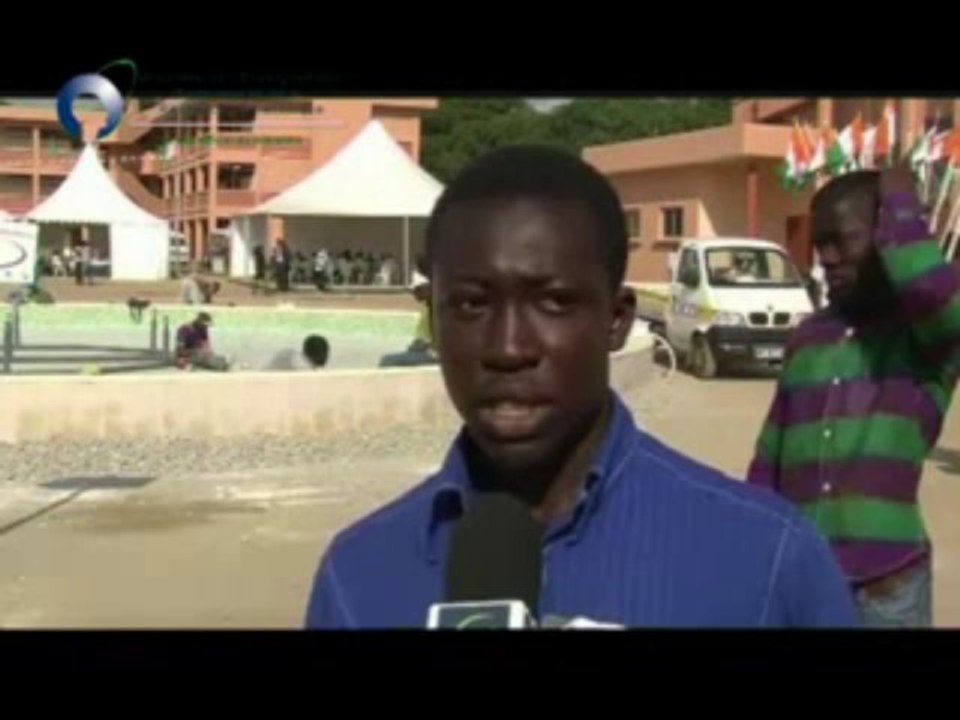 Ministre de l'Enseignement Supérieur et de la Recherche Scientifique Cisse Bacongo sur Africa 24 TV ce mardi 24 septembre 2013