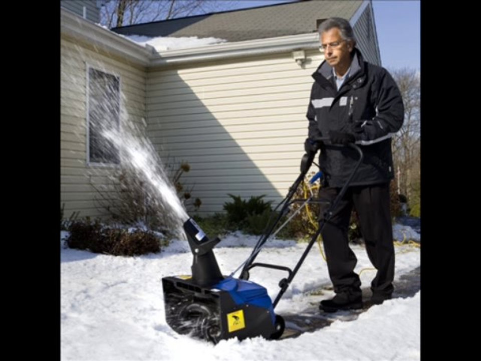 best Snow Thrower ; Snow Joe SJ620 18-Inch 13.5-Amp