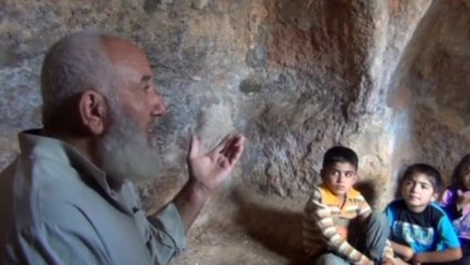 Heavy fighting forces Syrians to seek cover in caves