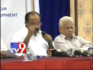 Moily does not rule out poll pact between Cong, Jagan's party