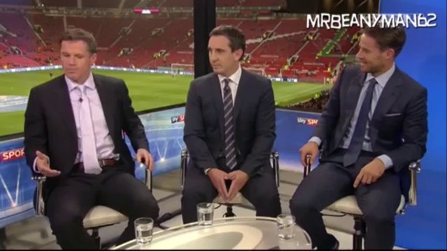 Gary Neville Trolls Luis Suarez Says 'He Wants To See A Bit Of BITE In The Game' - Man Utd Liverpool