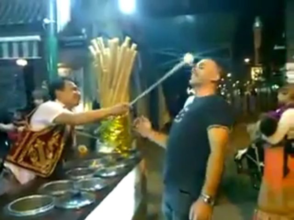 funny ice cream crier