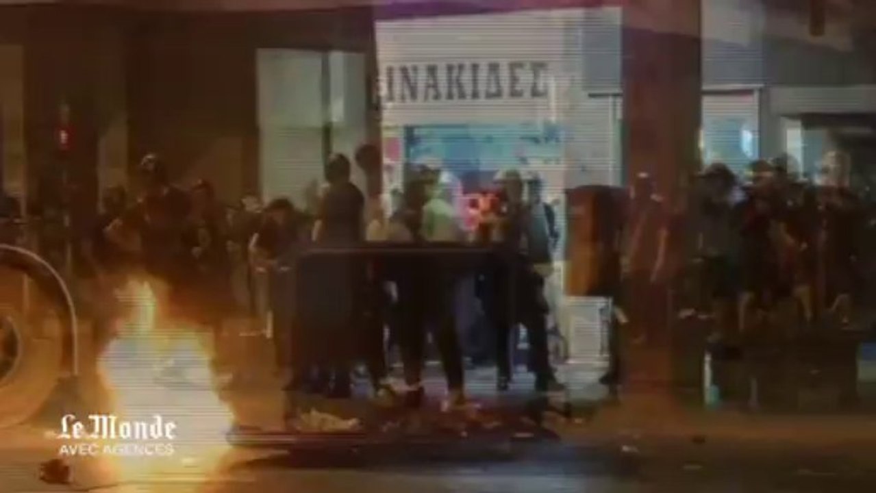 Grèce : violents affrontements entre police et manifestants antifascistes