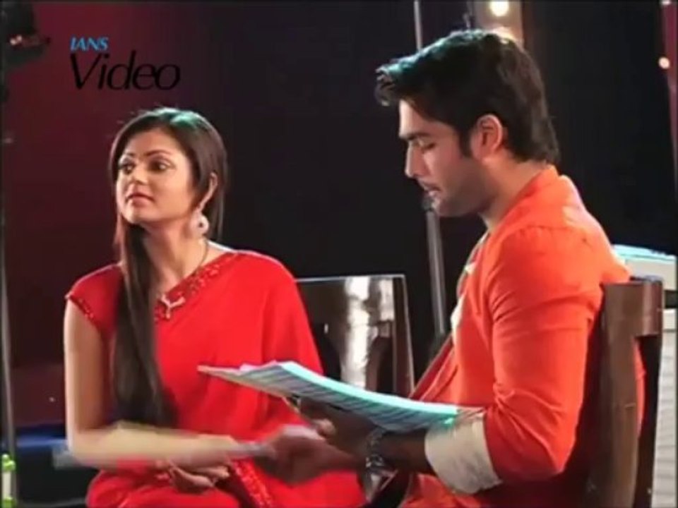 RK Mahubala romance on the sets