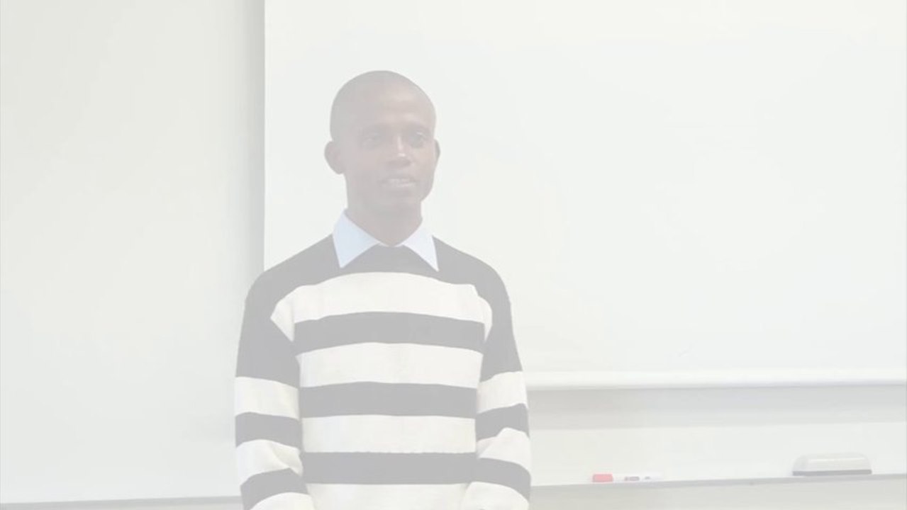 Laguera DJOUNAIDI, Comores : étudiant Erasmus Mundus à l'ESPE d'Aquitaine, promotion 2013-2014