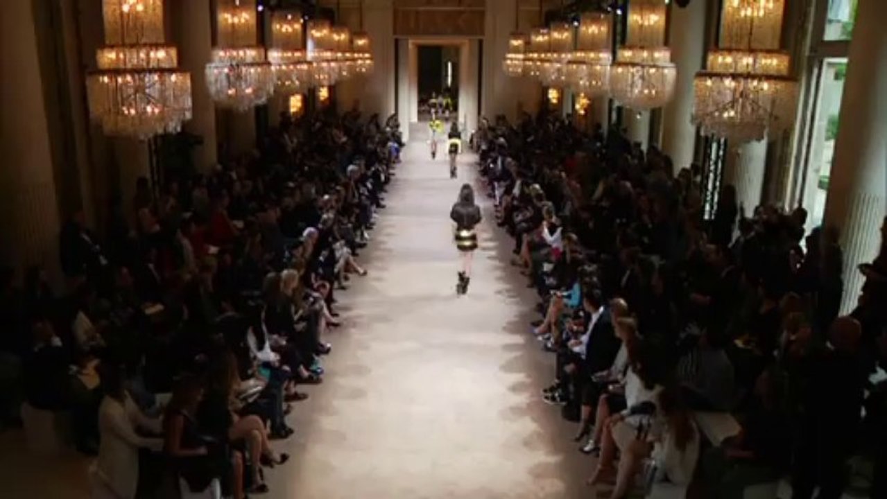 Emanuel Ungaro SS 2014 Fashion Show