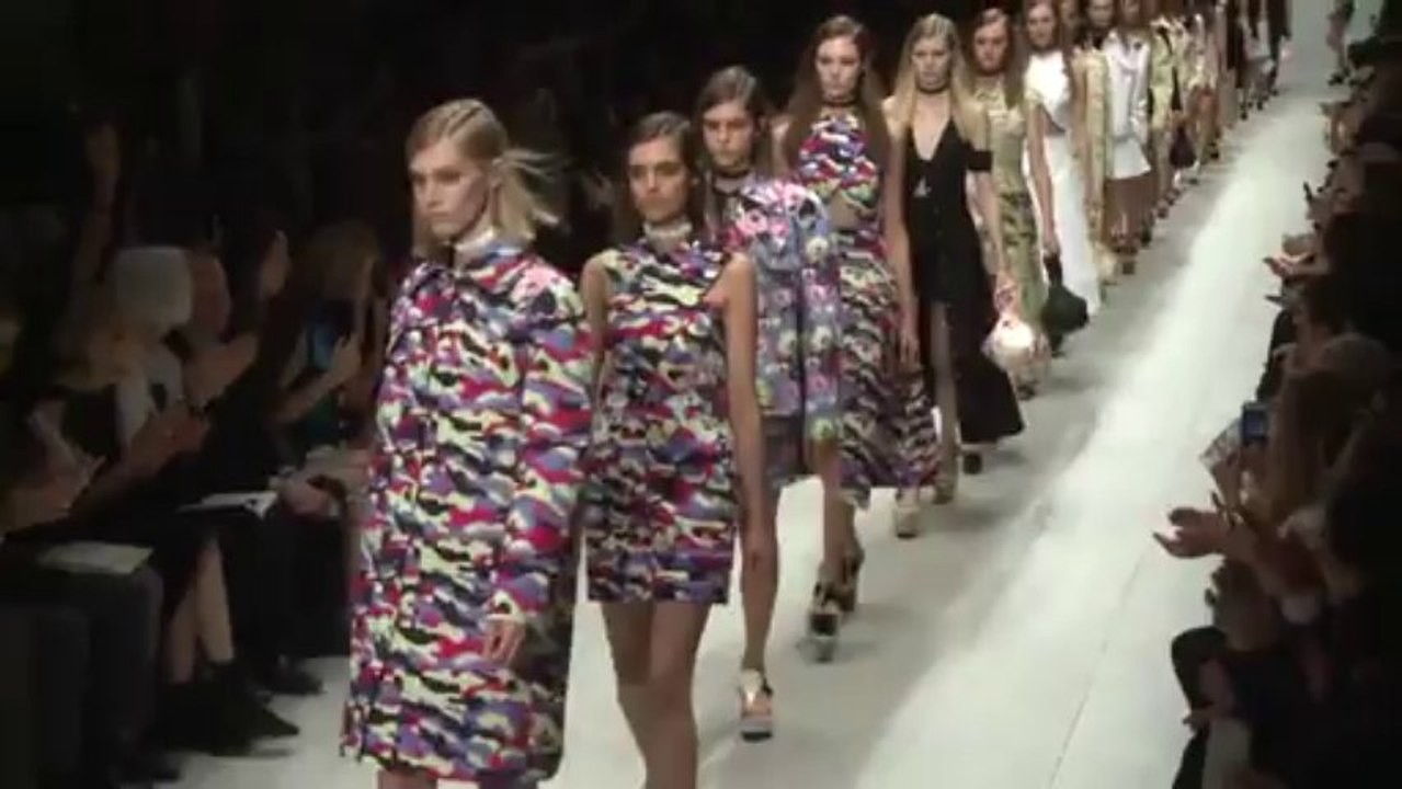 Le défilé Carven printemps-été 2013-2014