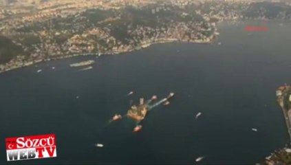 Boğaz’dan dev geçti